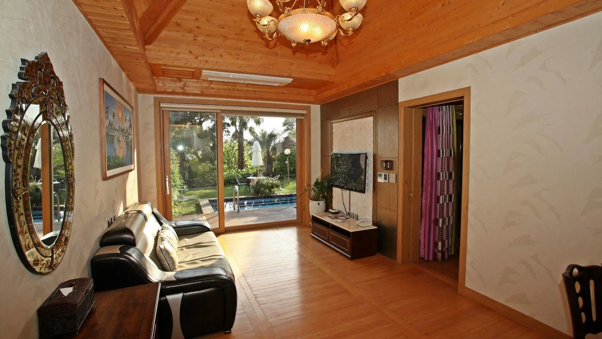 Palm Valley Resort Seogwipo